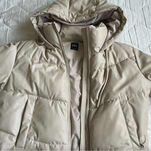 Zara Ecru beige leather puffer coat